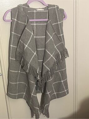 Altar'd State Gray Plaid Fringe Vest
